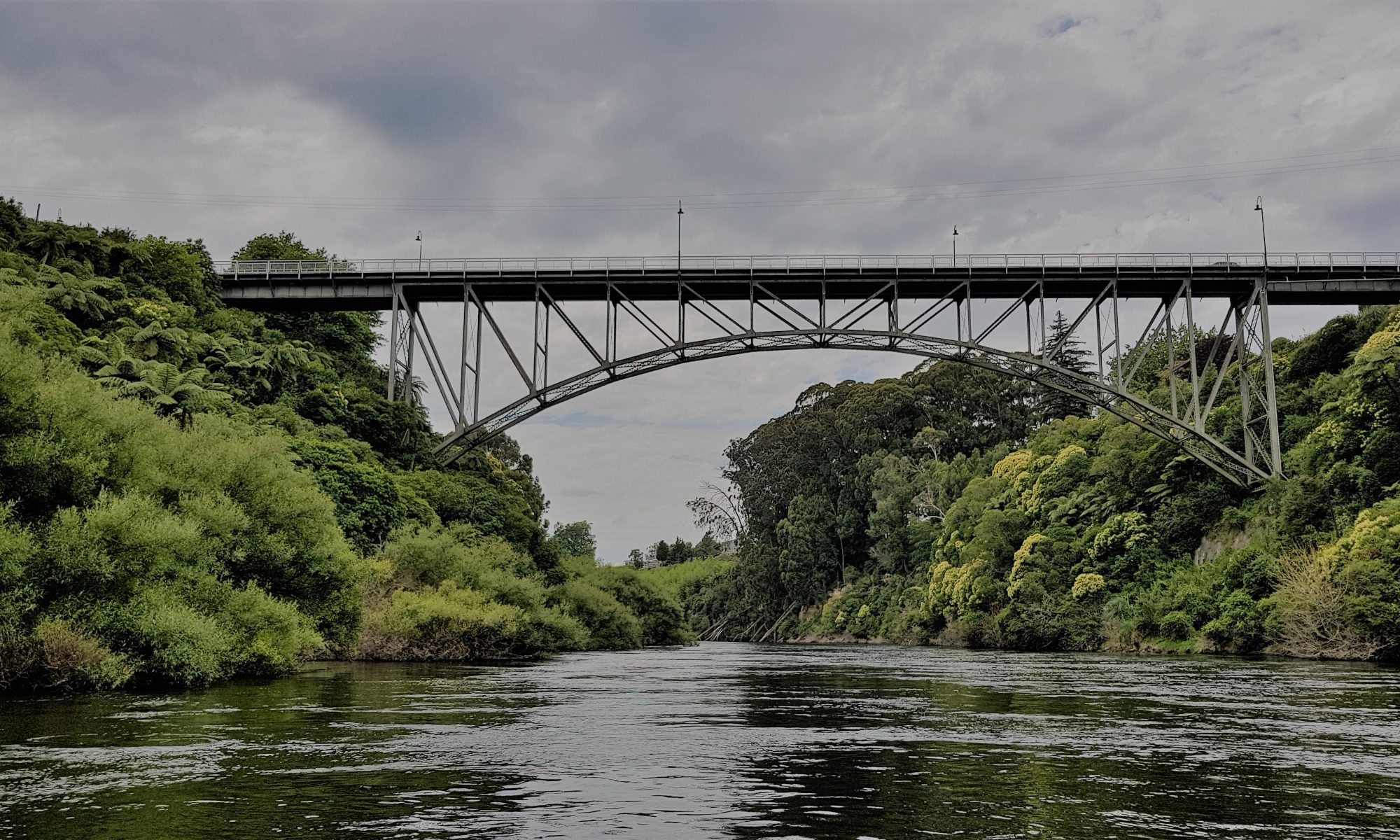 Things to do in Cambridge-Victoria Street bridge Cambridge jet boat New Zealand with Camjet